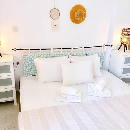 Maravgia B Apartment *